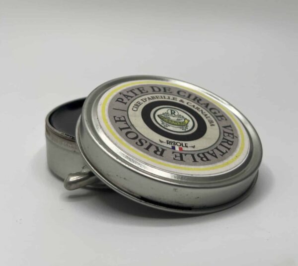 Cirage chaussures Risole